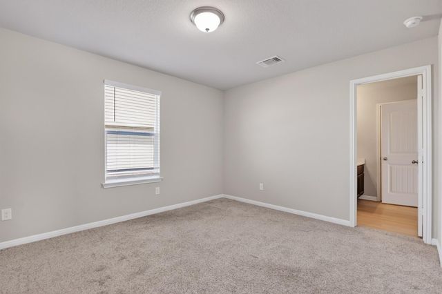 2961 Bridekirk DR, Round Rock, TX 78664