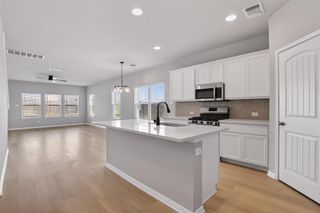 2961 Bridekirk DR, Round Rock, TX 78664