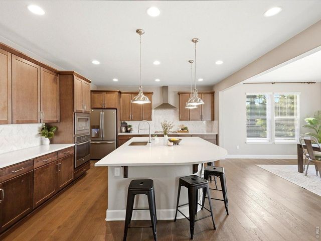 711 Old Wagon Trail Cir, Lafayette, CO 80026