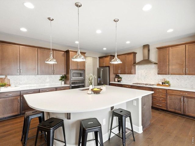 711 Old Wagon Trail Cir, Lafayette, CO 80026
