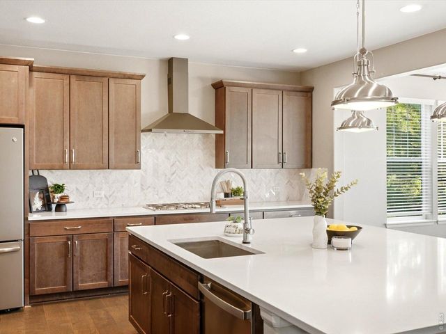 711 Old Wagon Trail Cir, Lafayette, CO 80026