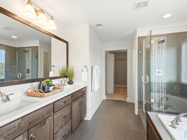 711 Old Wagon Trail Cir, Lafayette, CO 80026