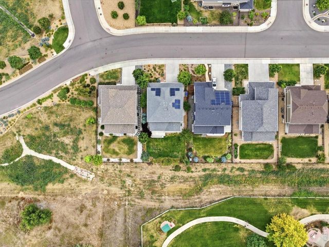 711 Old Wagon Trail Cir, Lafayette, CO 80026