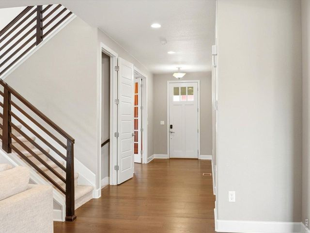 711 Old Wagon Trail Cir, Lafayette, CO 80026