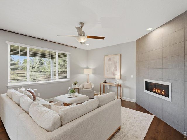 711 Old Wagon Trail Cir, Lafayette, CO 80026