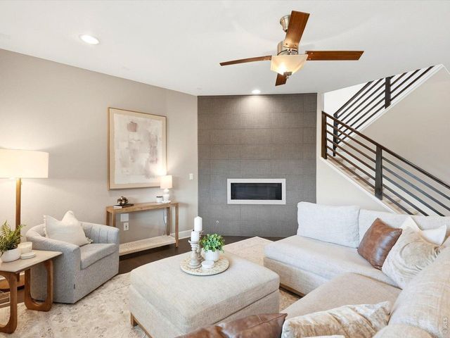 711 Old Wagon Trail Cir, Lafayette, CO 80026