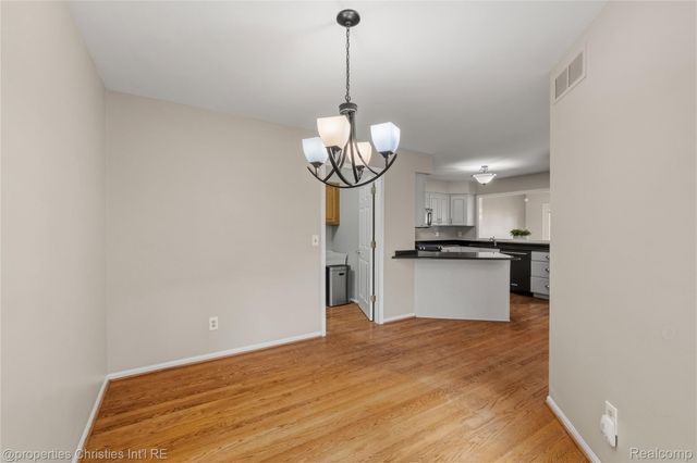 18314 Blue Heron Drive W 103, Northville Township, MI 48168