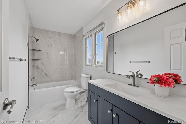 18314 Blue Heron Drive W 103, Northville Township, MI 48168