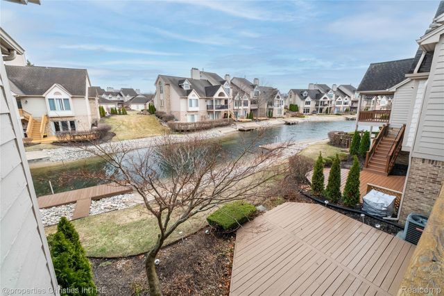 18314 Blue Heron Drive W 103, Northville Township, MI 48168