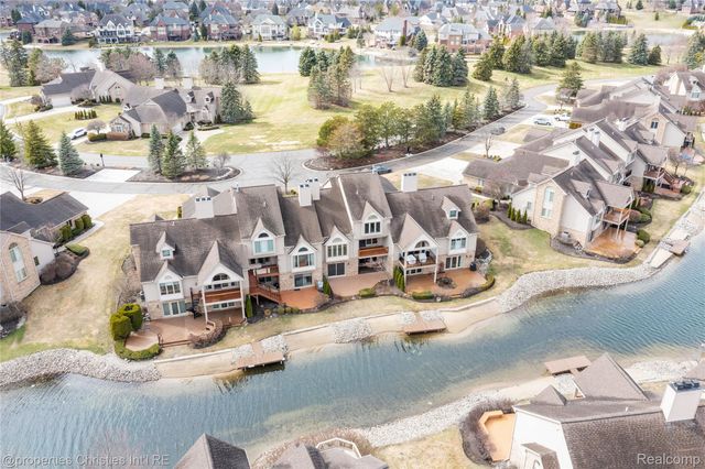 18314 Blue Heron Drive W 103, Northville Township, MI 48168