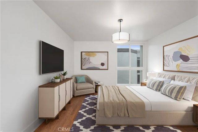 911 N Kings Road 319, West Hollywood, CA 90069