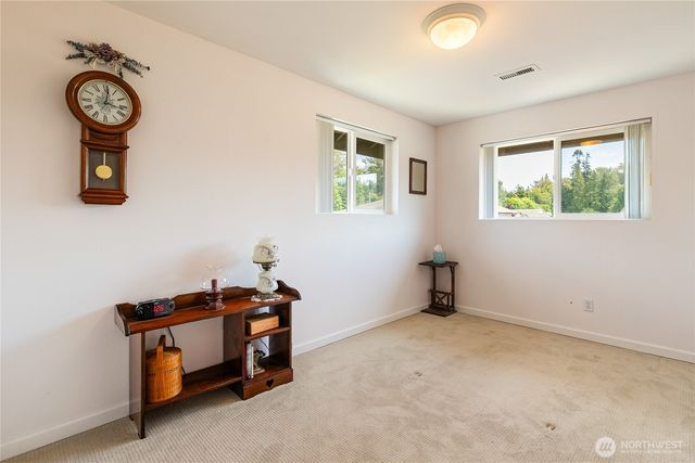6994 Helweg Lane, Blaine, WA 98230