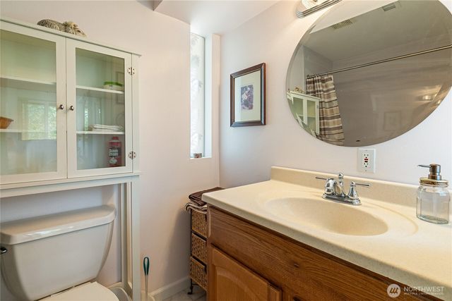 6994 Helweg Lane, Blaine, WA 98230