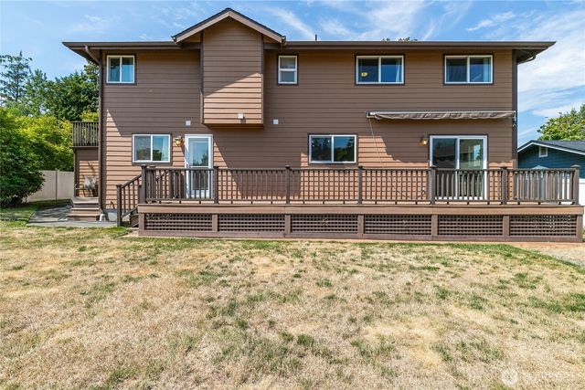 6994 Helweg Lane, Blaine, WA 98230
