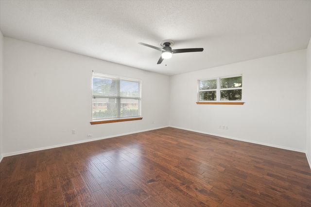1600 Miller Court, Pantego, TX 76013