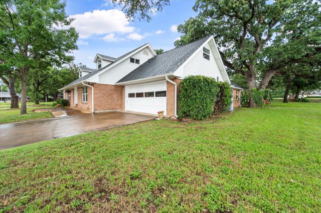 1600 Miller Court, Pantego, TX 76013