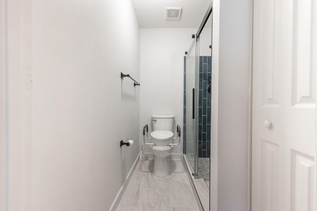 8 Santa Maria Court, Port St. Lucie, Port St Lucie, FL 34952