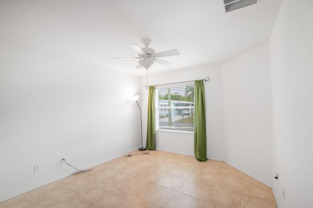 8 Santa Maria Court, Port St. Lucie, Port St Lucie, FL 34952