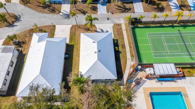 8 Santa Maria Court, Port St. Lucie, Port St Lucie, FL 34952