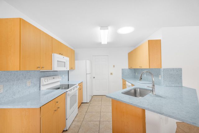 8 Santa Maria Court, Port St. Lucie, Port St Lucie, FL 34952