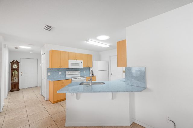 8 Santa Maria Court, Port St. Lucie, Port St Lucie, FL 34952