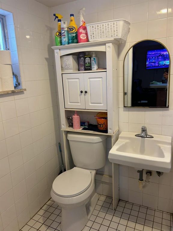 Image 11 of property listing at 1306 E 26TH AVENUE 1/2, Tampa, FL 33605