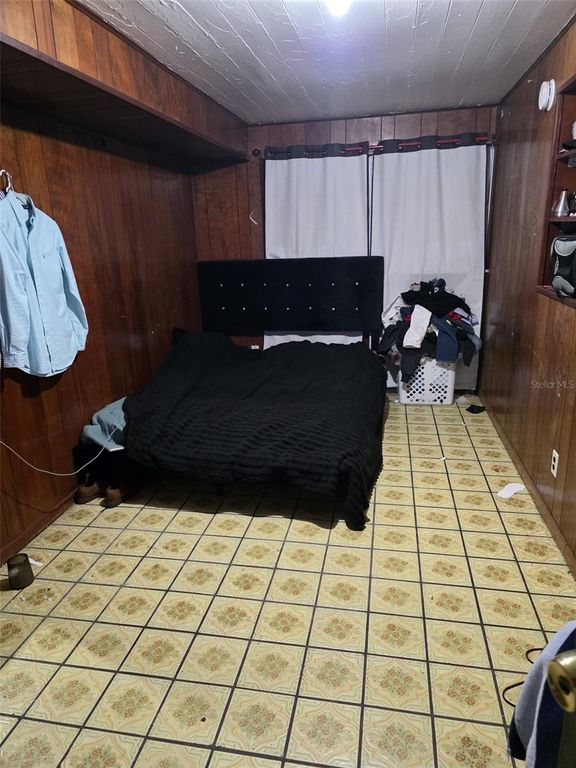 Image 15 of property listing at 1306 E 26TH AVENUE 1/2, Tampa, FL 33605