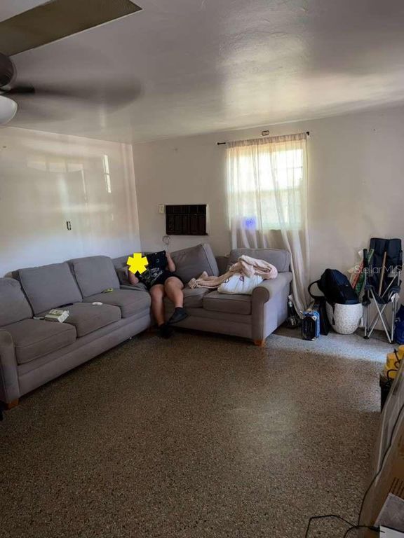 Image 10 of property listing at 1306 E 26TH AVENUE 1/2, Tampa, FL 33605