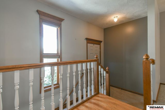 7207 Grand Oaks Drive, Lincoln, NE 68516