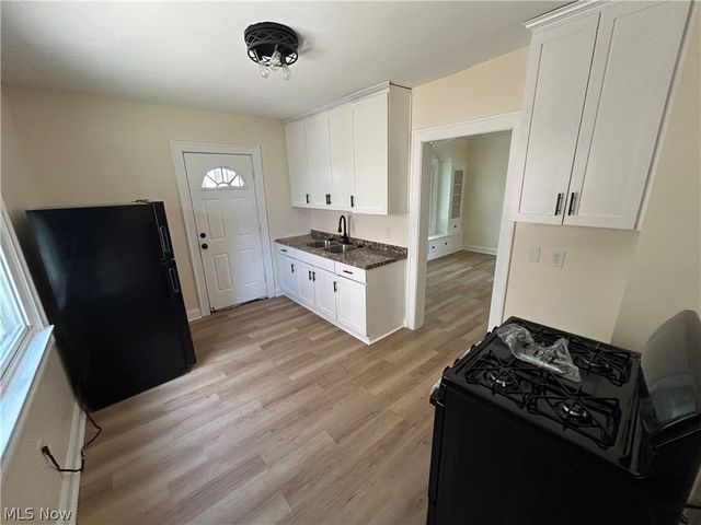13625 Cranwood Drive, Garfield Heights, OH 44105