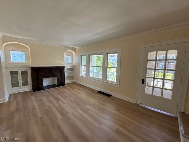 13625 Cranwood Drive, Garfield Heights, OH 44105