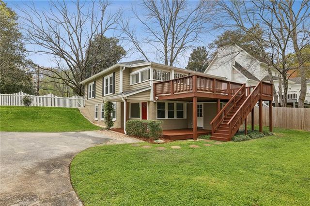 2117 Howell Mill Road NW, Atlanta, GA 30318