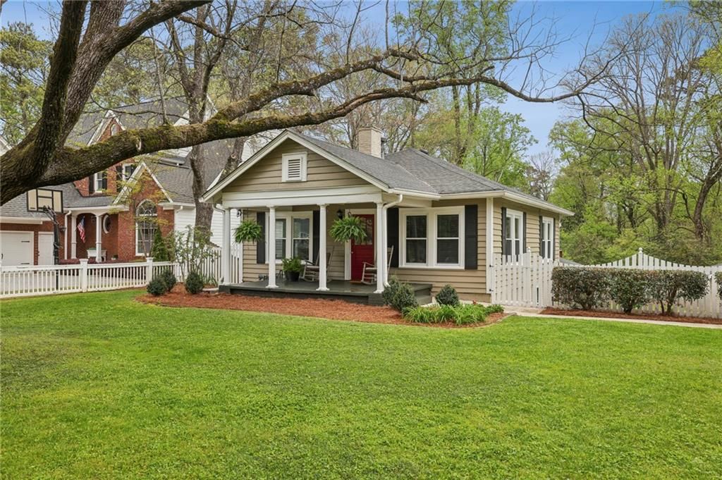 2117 Howell Mill Road NW, Atlanta, GA 30318