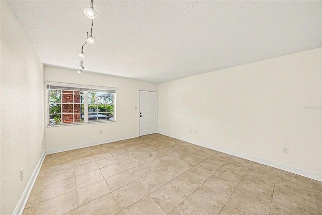 208 DANUBE AVENUE 103, Tampa, FL 33606