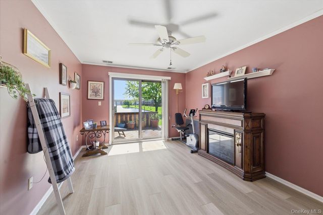 100 Daly Boulevard 2715, Oceanside, NY 11572