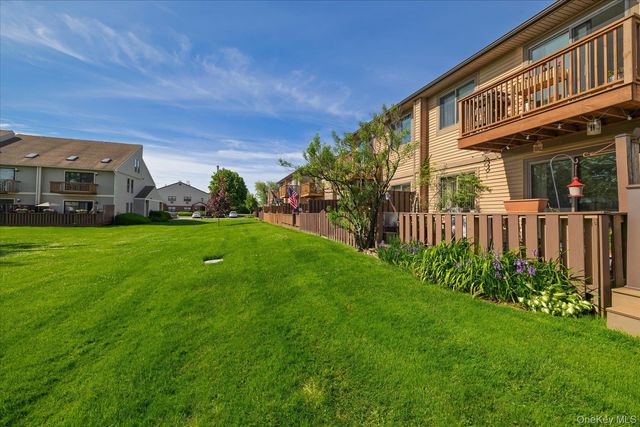 100 Daly Boulevard 2715, Oceanside, NY 11572