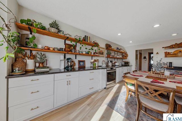 405 Thomas Drive, Eagle Lake, MN 56024