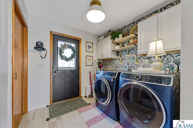 405 Thomas Drive, Eagle Lake, MN 56024