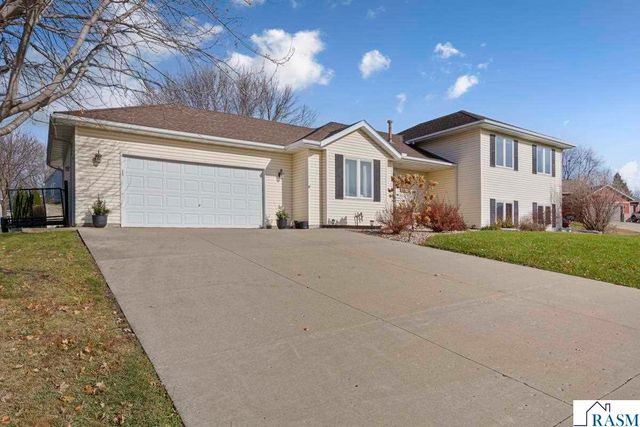 405 Thomas Drive, Eagle Lake, MN 56024