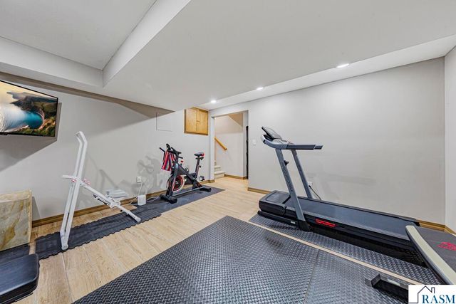 405 Thomas Drive, Eagle Lake, MN 56024