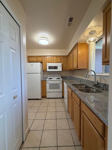 1589 Oneil Circle, Rochester Hills, MI 48307