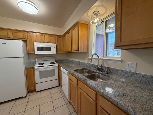 1589 Oneil Circle, Rochester Hills, MI 48307