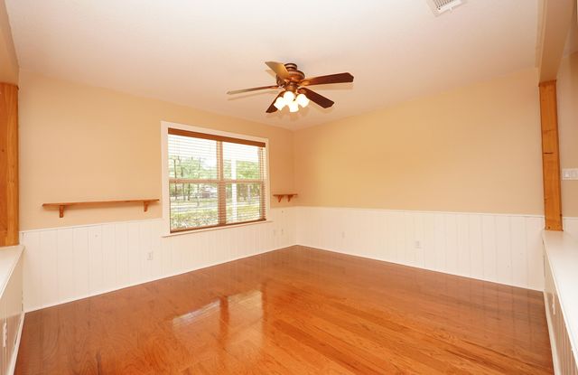 1116 Country Living Road, Baker, FL 32531