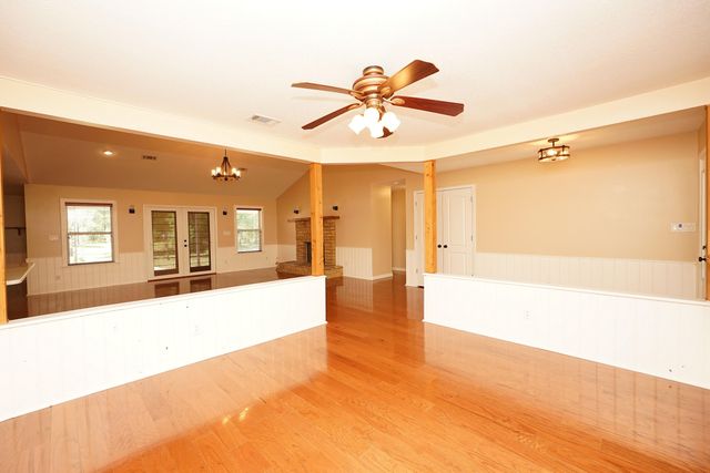 1116 Country Living Road, Baker, FL 32531