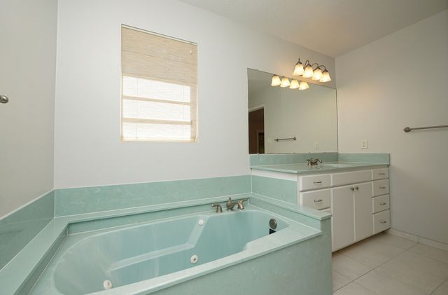 1116 Country Living Road, Baker, FL 32531