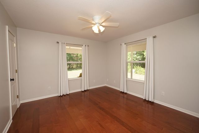 1116 Country Living Road, Baker, FL 32531