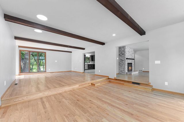 2020 Arcade Street, Maplewood, MN 55109