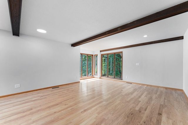 2020 Arcade Street, Maplewood, MN 55109