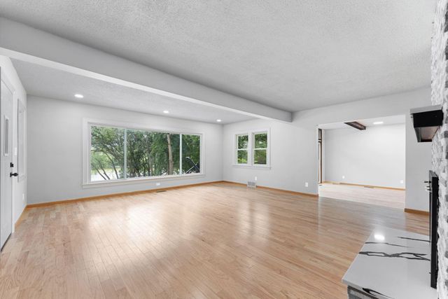2020 Arcade Street, Maplewood, MN 55109