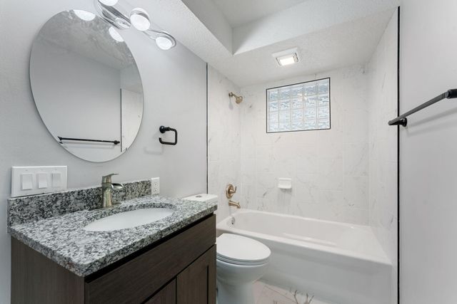 2020 Arcade Street, Maplewood, MN 55109